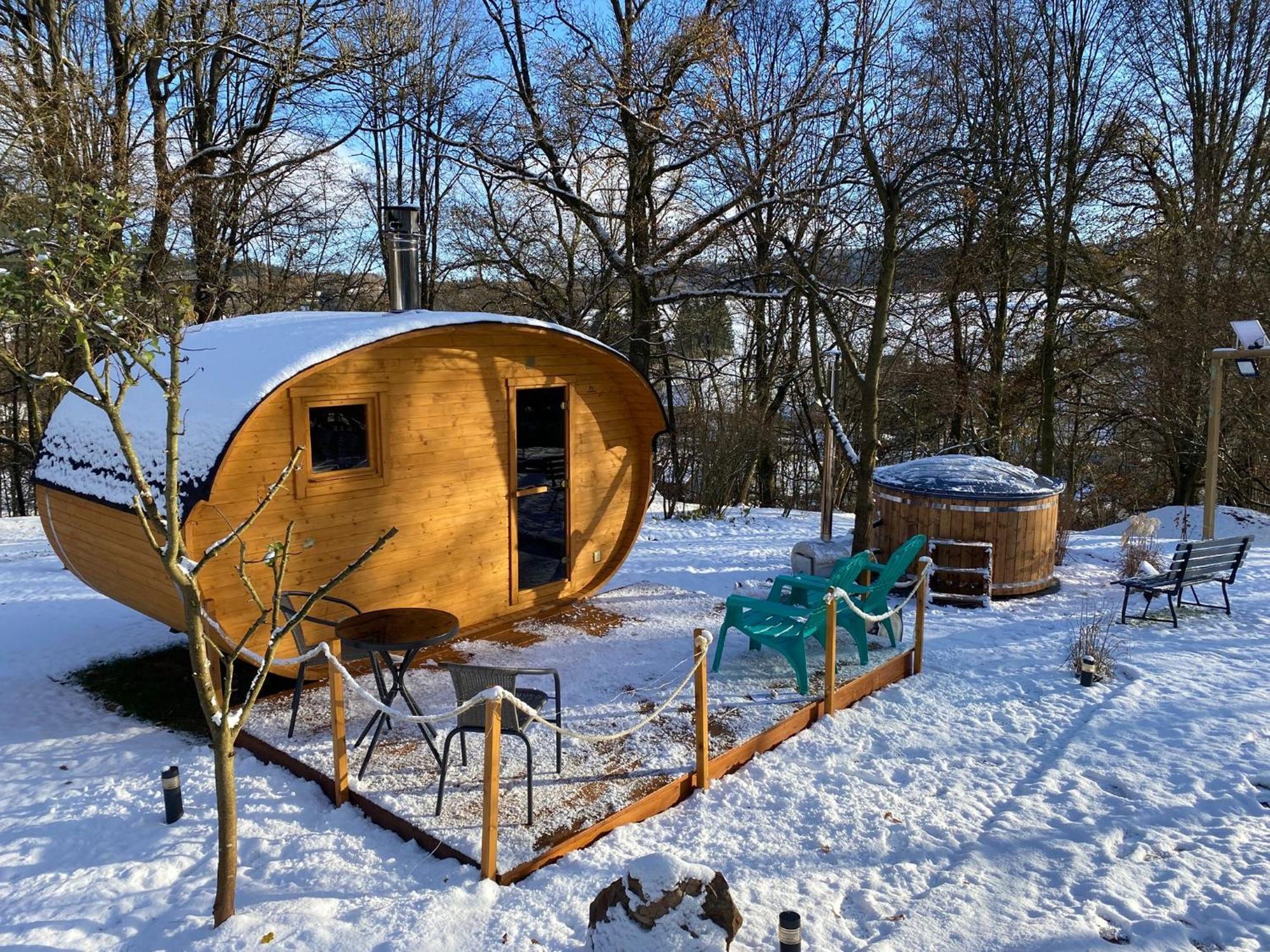 Luxury tent Tiny Chotevice 2